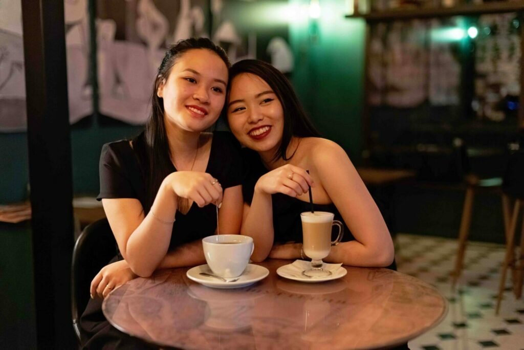 Cosas que debes saber si te preguntas si eres lesbiana o bisexual