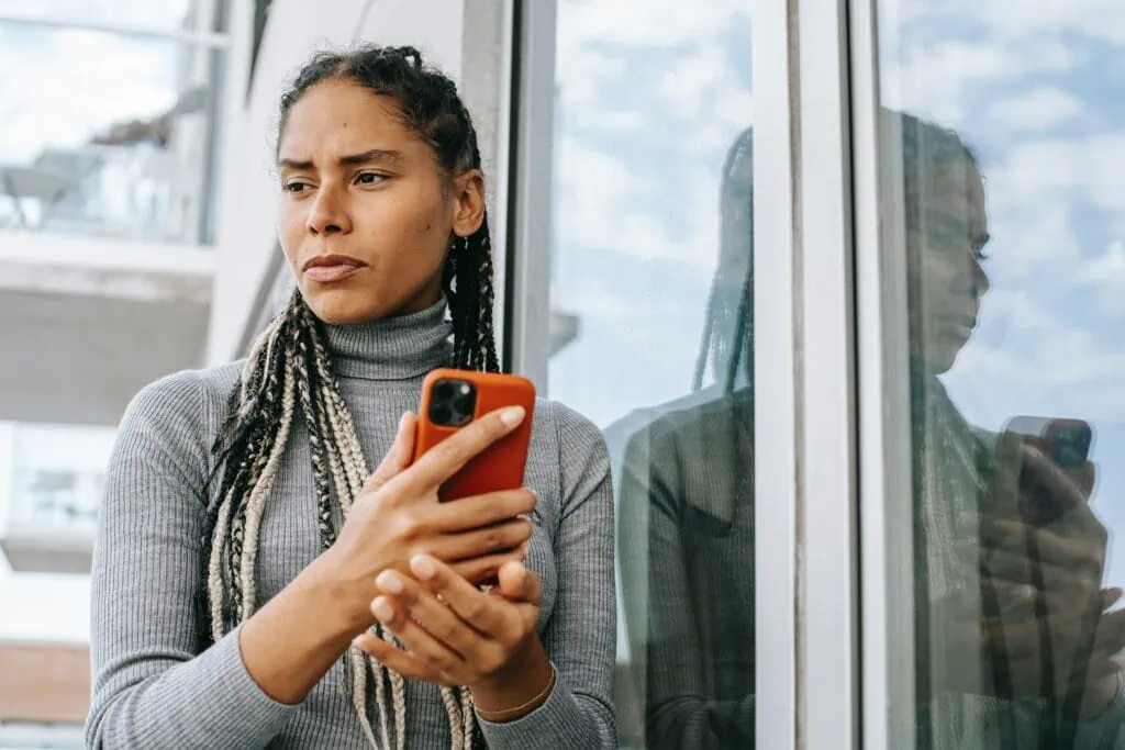 Are they breadcrumbing? Here are 10 signs to know if your partner is emotionally unavailable