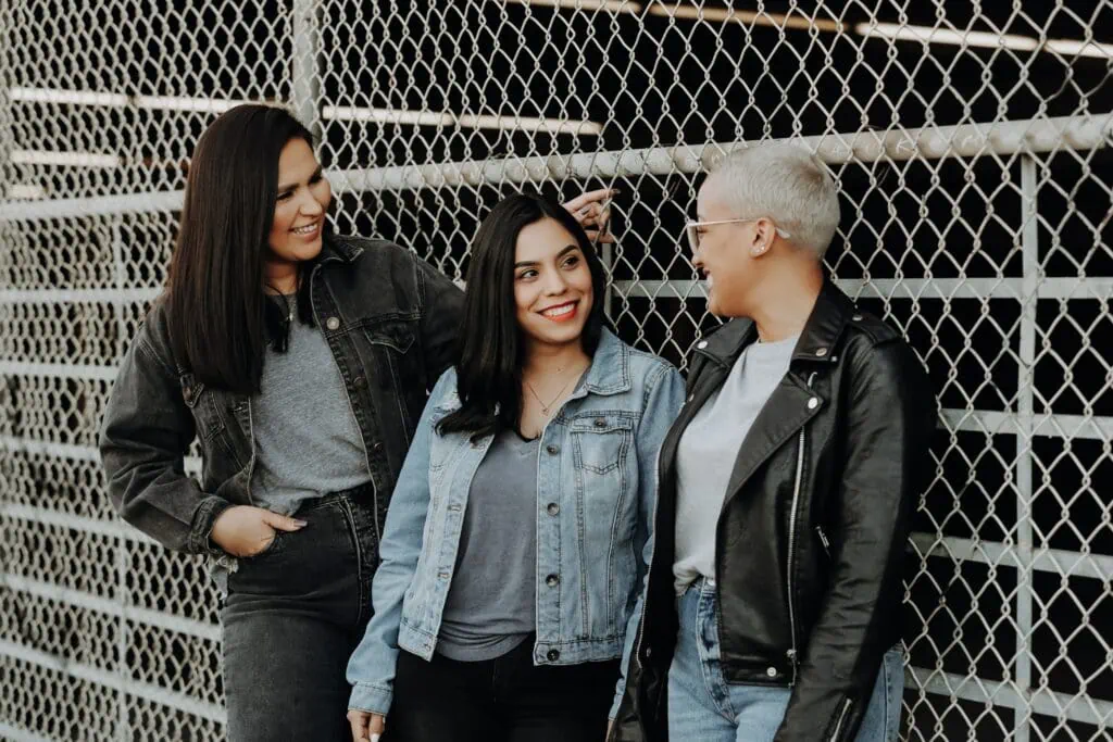 Your guide to 10 different types of polyamorous relationships
