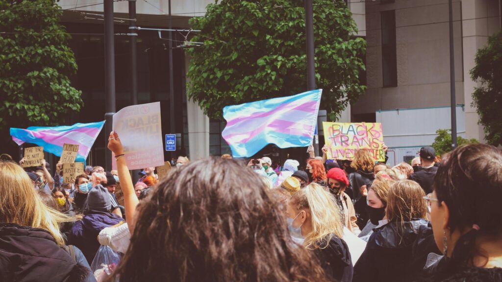 Dealing with Transphobia in Queer and Sapphic Spaces