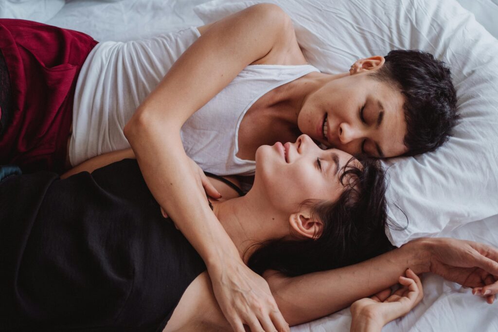 10 First Time Lesbian Sex Tips to Feel More Comfortable and Confident