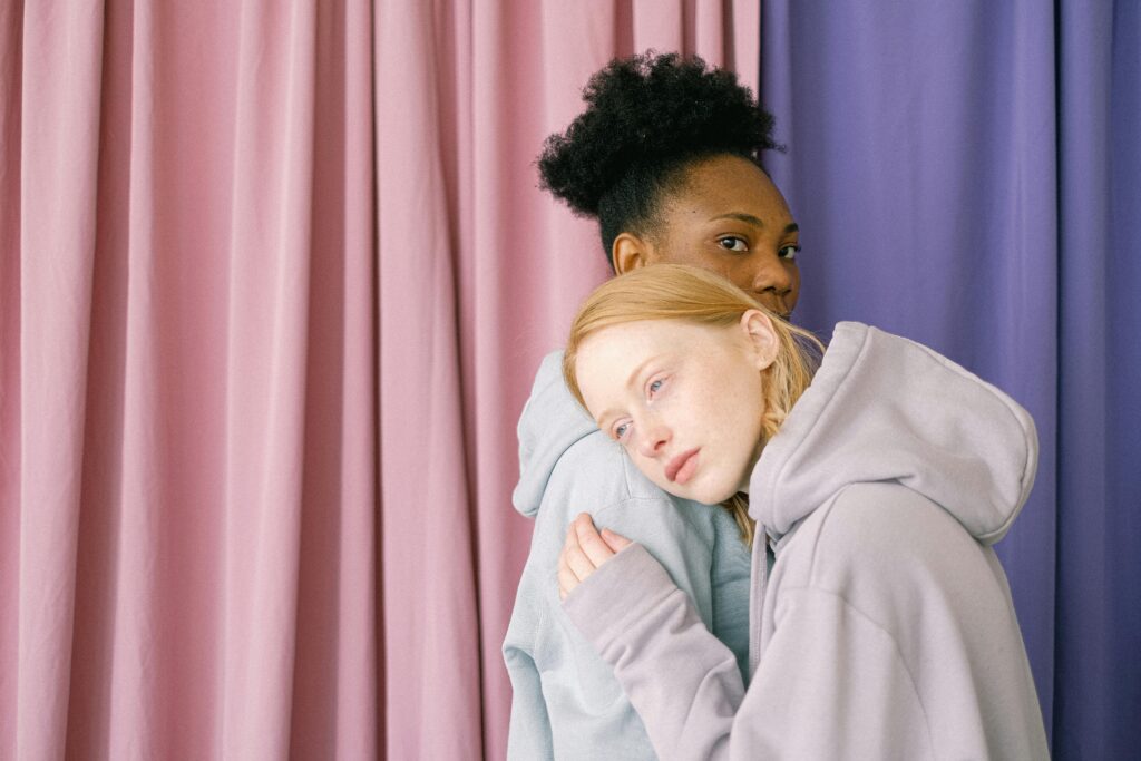 Dating While Newly Out: A Gentle Guide to Lesbian Online Dating