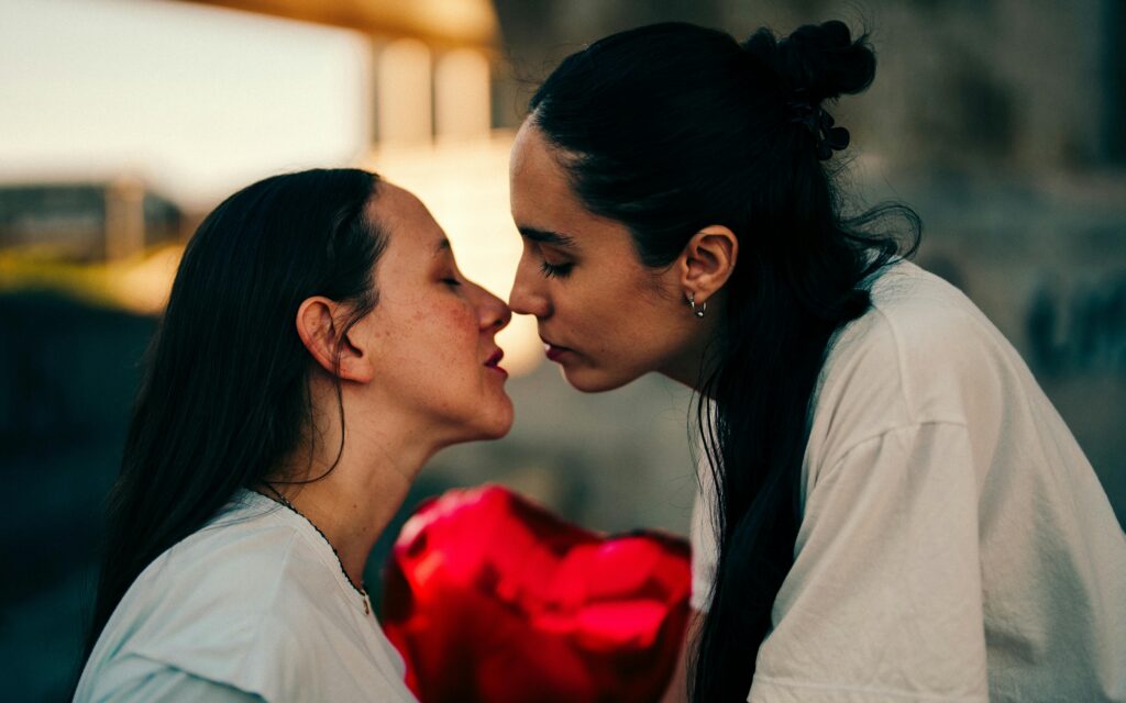 10 Practical Steps to Date Again After Coming Out Nonbinary