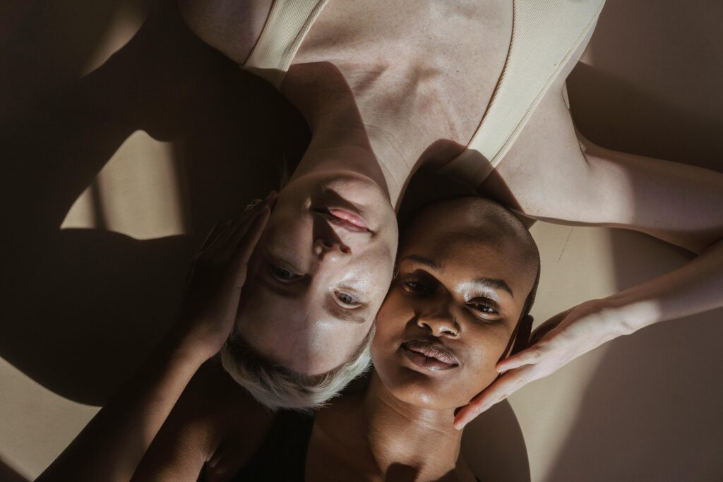 Can asexual people have romantic relationships? Comparing myths vs reality