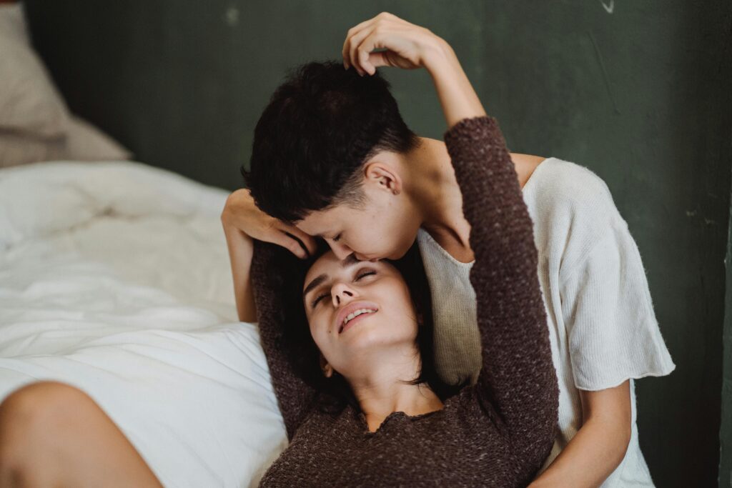 Dating Cishet Women as a Trans Woman: 10 Real, Grounded Tips That Actually Help