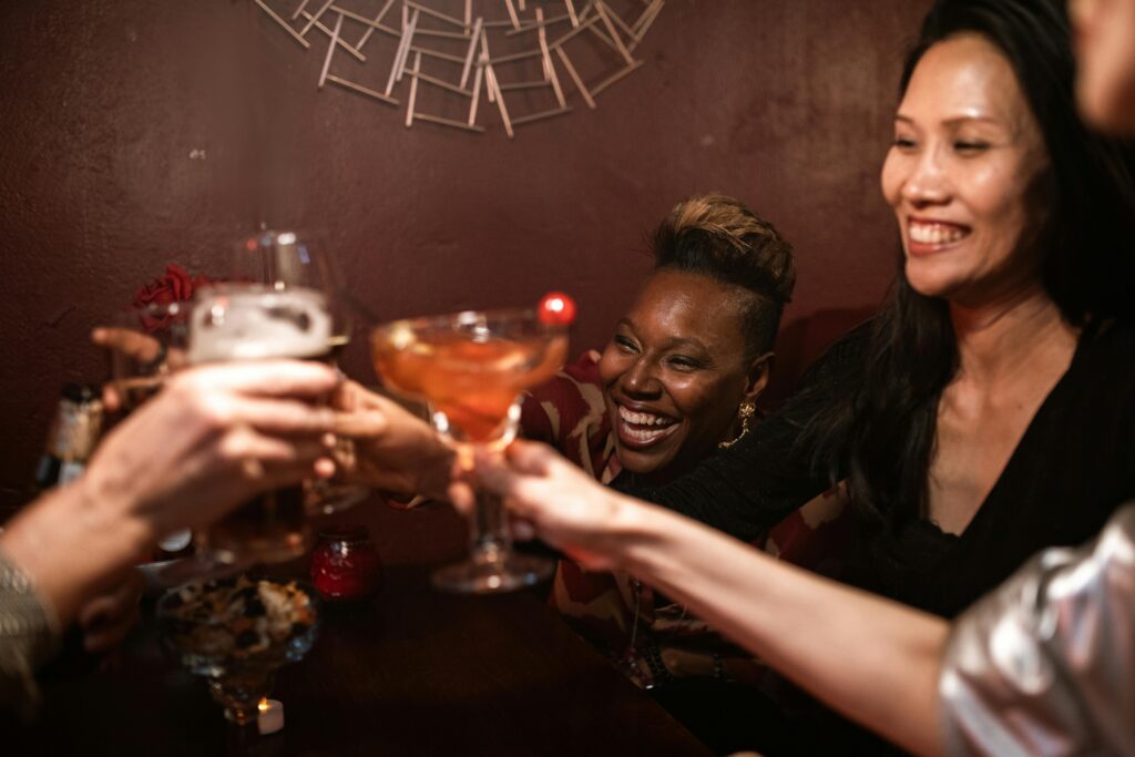 10 Strategies to Overcome Insecurity and Build Confidence in Sapphic Dating