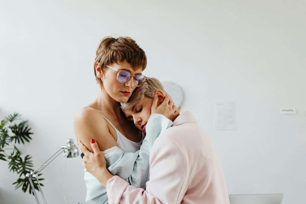 10 essential dating tips for sapphic women over 40