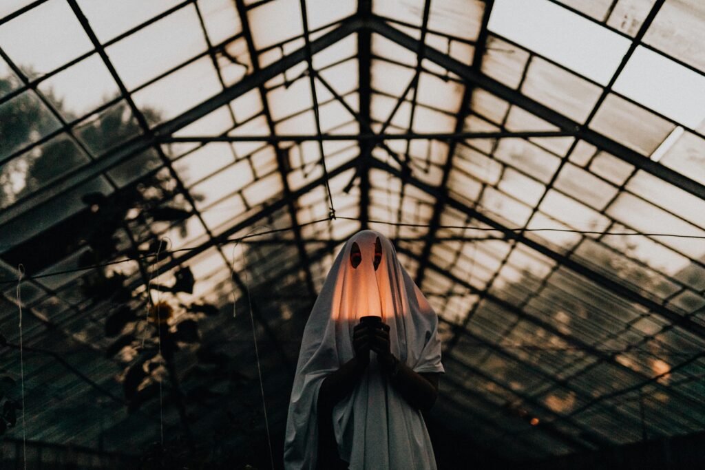 8 practical steps to deal with ghosting in sapphic dating