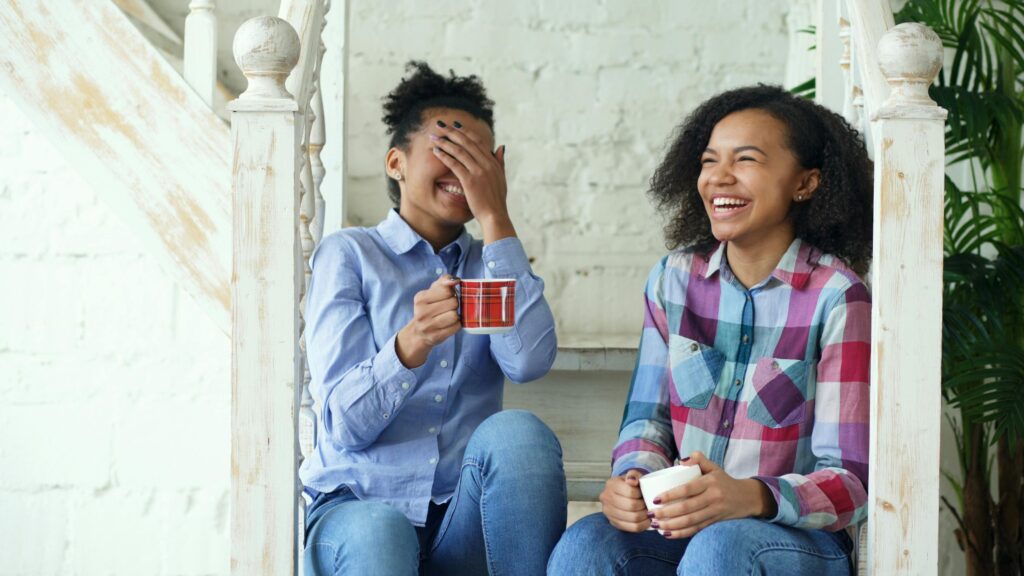10 ways to keep conversations going in sapphic dating