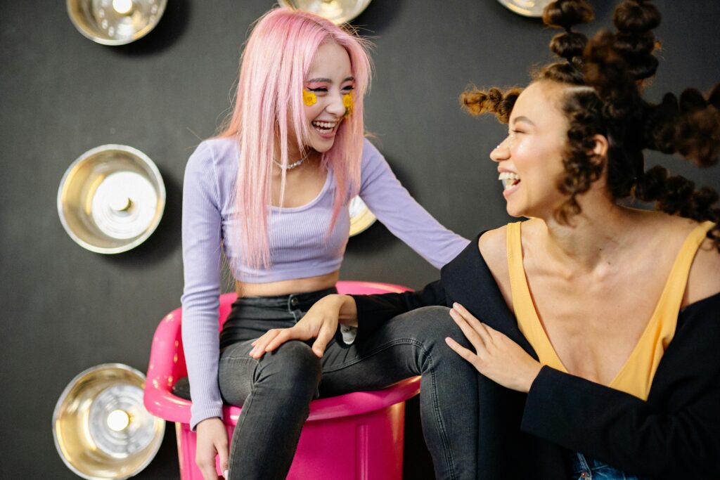 10 ways to flirt confidently in sapphic dating without awkwardness